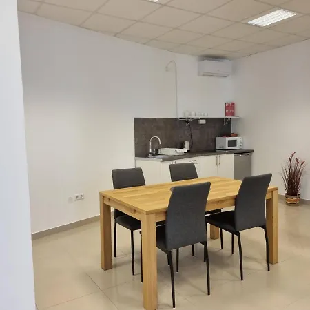 Apartman-studio Grand